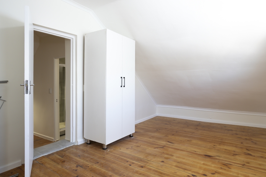 5 Bedroom Property for Sale in Strand Central Western Cape